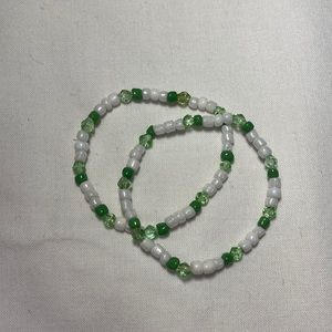 green ivy bracelet